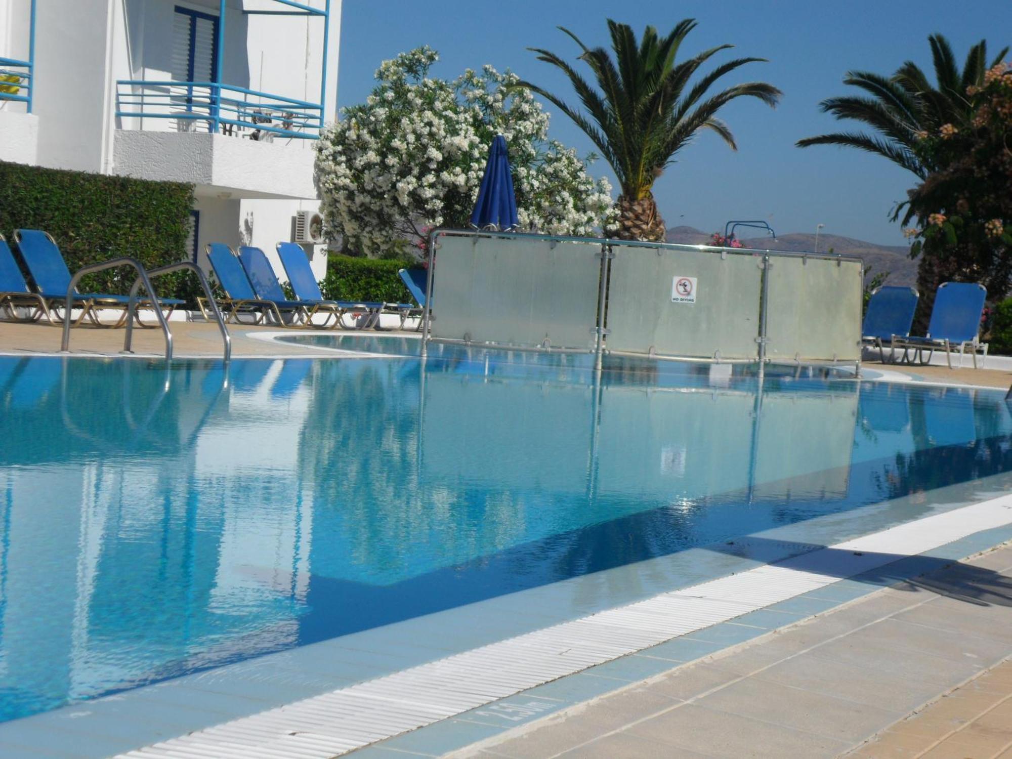 Miros Hotel Apartments Tigaki エクステリア 写真